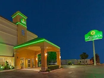 La Quinta & Hotel Tulsa