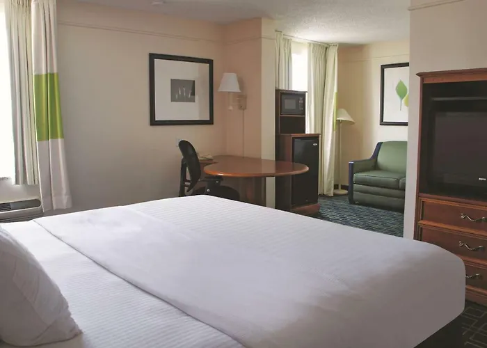 La Quinta &
