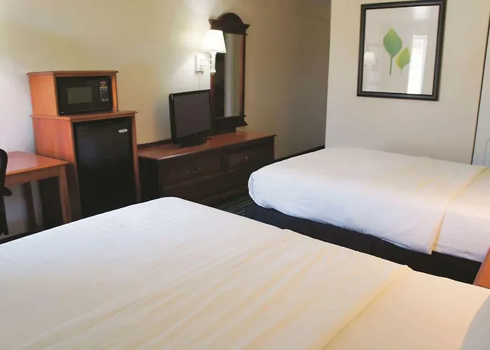 Hotel La Quinta & 3*